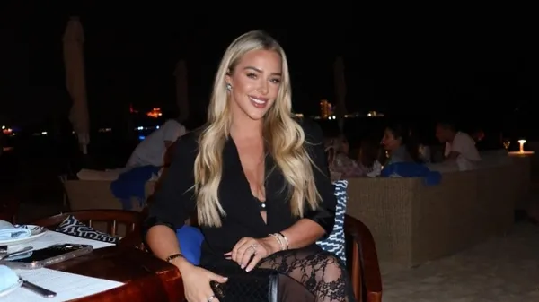 Экс-партнер Зинченко станет отцом в четвертый раз: роскошная возлюбленная показала округлый животик