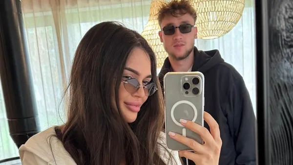 Мілевський зізнався, що нова дівчина форварда збірної України не чужа йому людина – передає привіти