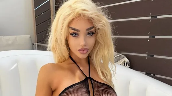 Бывшая Вербича спустила все тормоза – фото в чулках и боди без шансов остаться равнодушным