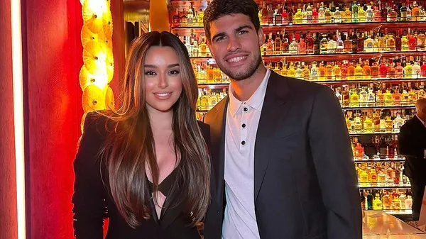 Роковая обольстительница похвасталась эротическим бельем – закрутила голову экс-партнеру Лунина и Ярмолюка