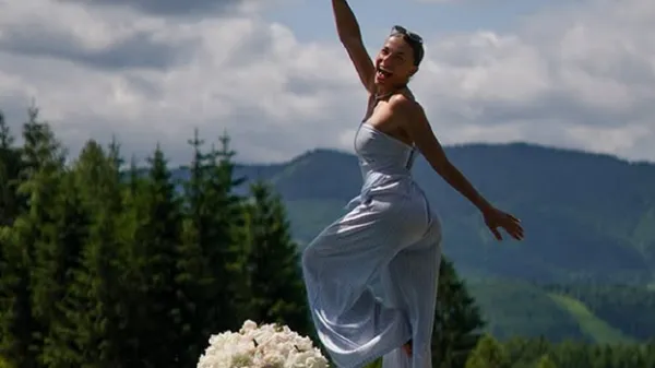 Бех-Романчук полонить жіночністю та квітучою енергією – магія літа