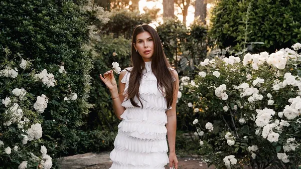 Реброва привітала чарівна дама: відверте зізнання – роман тривалістю у 15 років пролетів, як мить