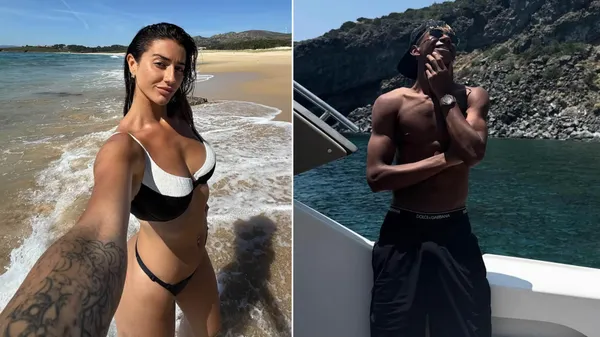 Ямал в компанії оголених дівиць забув про модель OnlyFans – засипав грошима на грандіозній яхті