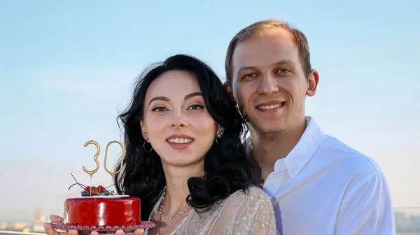 Геращенко у романтичній фотопідбірці з коханим: "Завдяки тобі я найщасливіша"