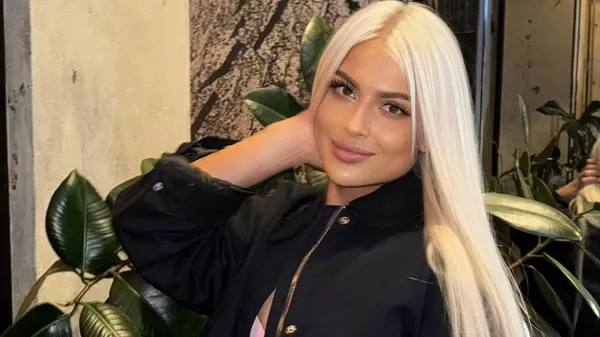 Кохана Велетня в образі Барбі – витонченість, що говорить без слів