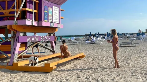 Девушка нового партнера Лунина завирусилась в сети – настолько красива, что Инстаграм забанил