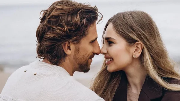 Романтика на колесах: Забарный и его избранница поделились трогательным кадром