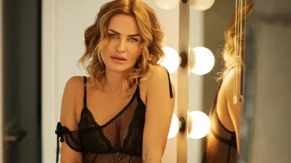 Неповторна Пятова у розпалі релаксу: бездоганна фігура і феєрія жіночності