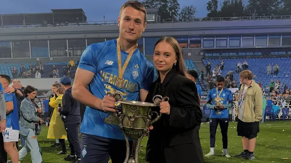 "Пили вино, плавали на яхті, їли хачапурі": кохана голкіпера Динамо відкрила для себе нову країну