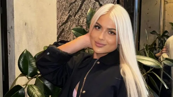 Муза Велетня потонула в трояндах – зворушливий сюрприз від коханого