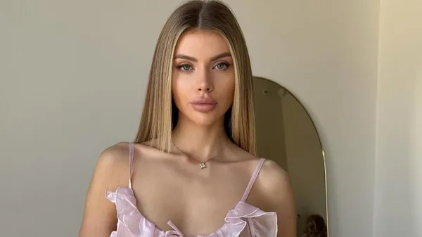 Танковская сияет без усилий – элегантность в каждой детали