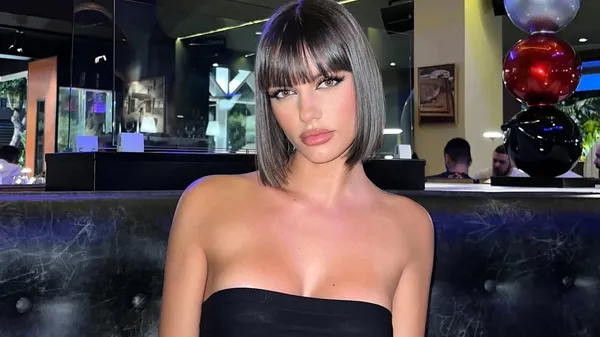 В игре соблазна – фанатка Олимпиакоса устроила чувственную фотосессию с псом, и это горячее других фото