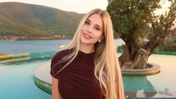 Забарная ошеломила пылкими формами – игривое настроение лишь раздуло огонь страсти