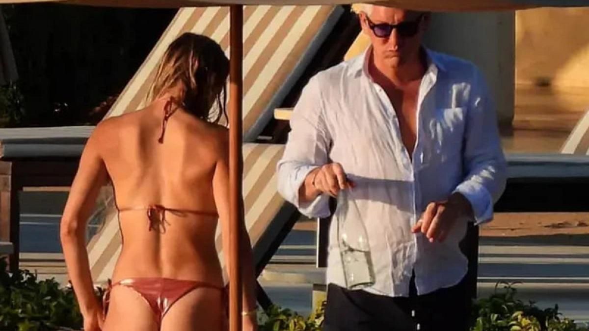 Легендарний футболіст вперше спалився на зраді з оголеною дамою: залізла на нього в пекучому образі