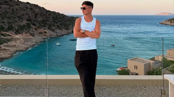 Як Судаков розважається без коханої – "Гра в Кальмара", заняття з Клоппом і романтична вечеря