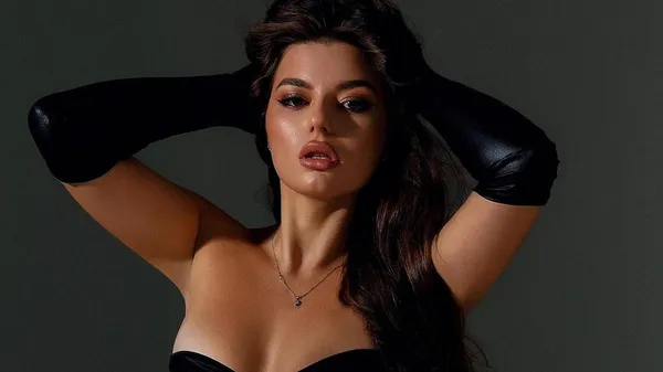 Дружина новачка Карпат відривається на рекордній висоті – нестримні емоції та зізнання в любові