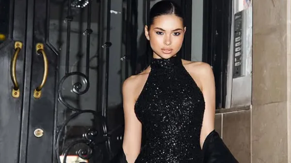 Пассия игрока сборной Польши одним купальником сожгла все сдержанности: жгучая страсть