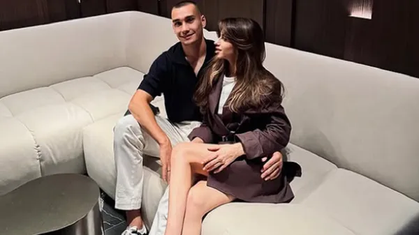 Стецьков з красунею влаштували розкішний вечір – дружина відкрила завісу їхнього побачення