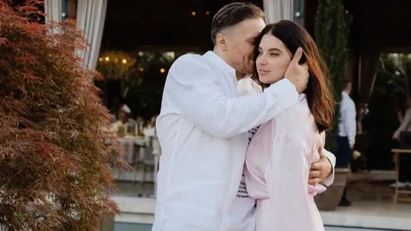 Усик став легендою, але найбільший нокаут зробило кохання – фото з дружиною розриває серце