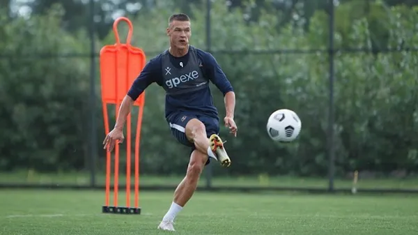 "Футбол колись закінчиться": бомбардир з Одеси про Динамо, Ді Капріо і гру в карти