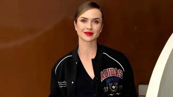 Свитолина в Париже – стильная, элегантная и влюбленная в жизнь