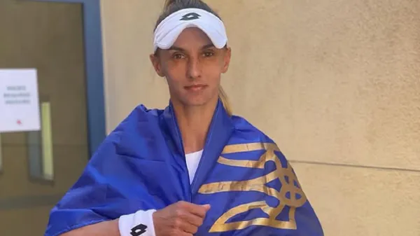 Цуренко влаштувала відвертий спалах у купальнику: мережа в полоні її фігури