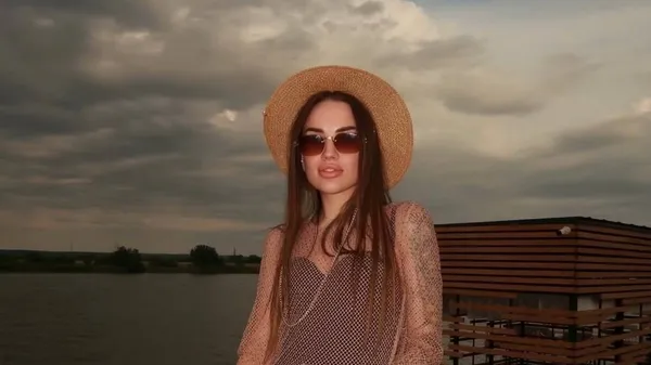 Муза Кирюханцева накаляет лето пылким образом – сексуальное бикини вызывает возбуждение