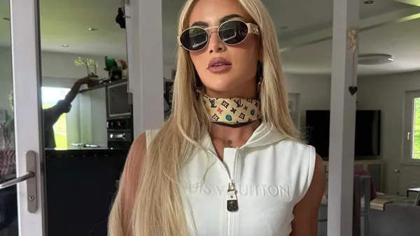 Футболистка Ювентуса поразила стильным луком – топ и шорты подчеркнули фигуру