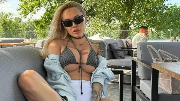 Колишня Морозюка спокусила напівоголеним тілом – пікантний ракурс просто зводить з розуму