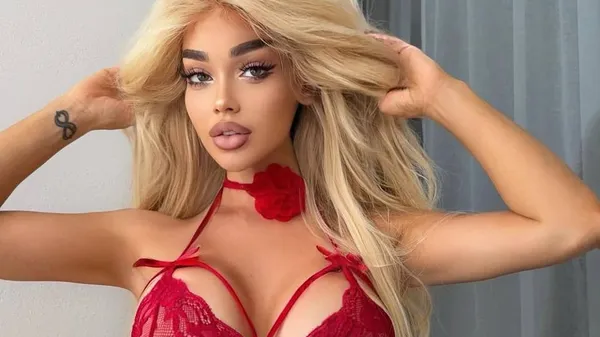 Невгамовна колишня Вербіча з'явилася в еротичному амплуа – палка цукерочка з пікантною родзинкою