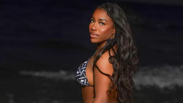 Топовая теннисистка пикантно зажигает на сайте для взрослых – берет 40 тысяч за встречу