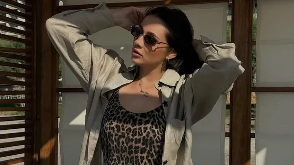 Жена Пихаленка отдыхает с сыновьями и делится радостными кадрами из Анталии