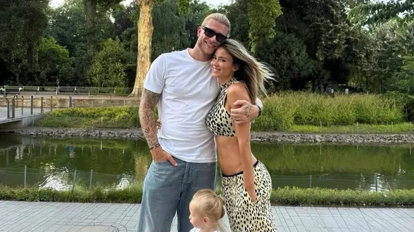 Леотта зворушливо підтримала Каріуса у крайній грі – стадіон заполонила романтика зіркової пари