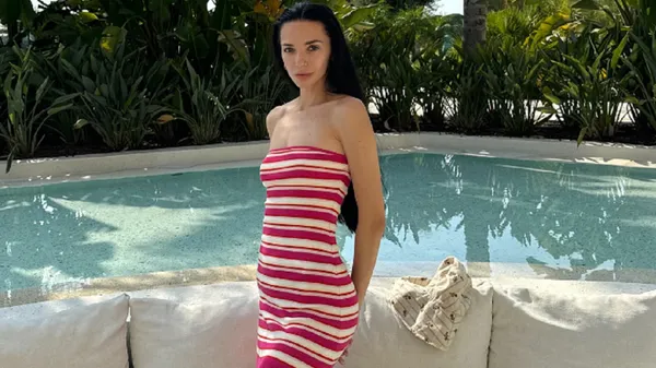 Муза захисника Полісся палає сонячним сяйвом у білому: вишукана краса зводить з розуму