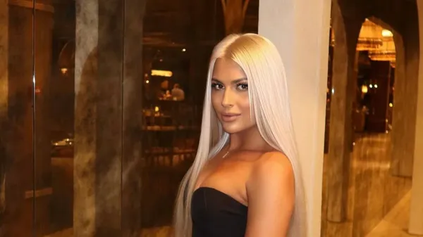 Пасія Велетня вбиває наповал в образі звабливої кішечки – стримана домінантність в обʼєктиві