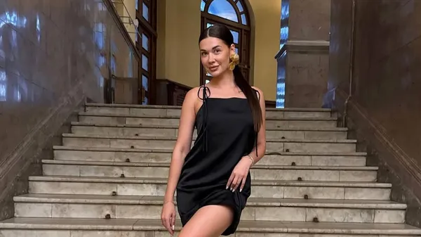 Пасія Демченка зводить з розуму сексапільними знімками – палка гра зі спокусою