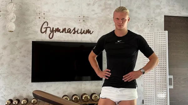 Холанд обожает роскошь за миллионы: новая "красотка" звезды Ман Сити стоит целое состояние