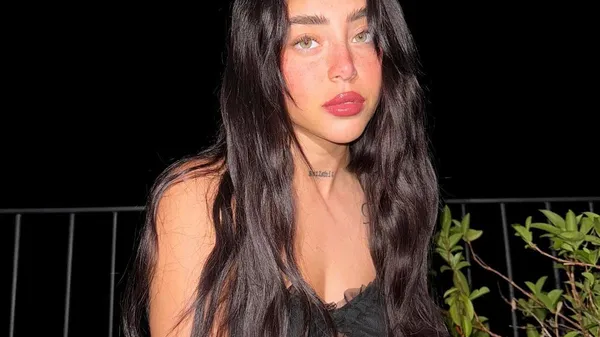 Ямал застряг у любовному трикутнику: заборонені поцілунки – старші секс-бомби вже б'ються за нього