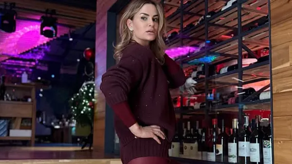 Пятова вразила у бікіні: холодне літо змусило відкласти дієти – а фігура від цього тільки виграє