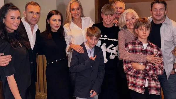 Шевченко показав, як проводить особливий час з мамою, дружиною і синами – безцінне фото