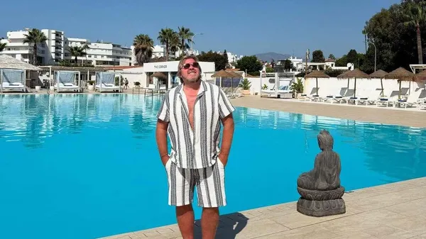 На ЧМ-1994 поразил весь мир: лучший бомбардир Евро продает пылесосы – его невозможно узнать