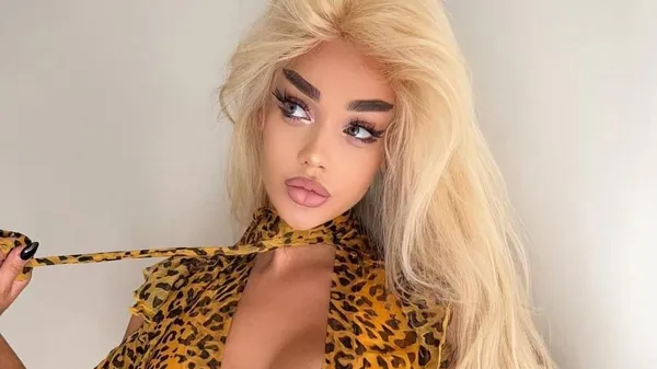 Колишня Вербіча зухвало оголила пристрасть і не тільки – апетитні принади в самому соку