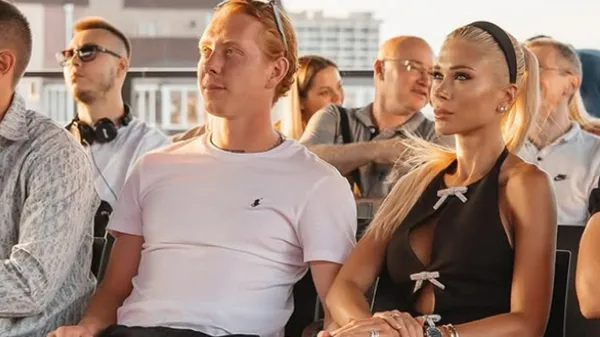 Конопля на романтичній зустрічі з красунею: вибуховий вигляд провокує справжній ажіотаж у Львові