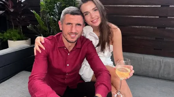 Кривцова показала розкішну "біцуху": коханий опинився у вирі подій – випадково зняла хітове відео