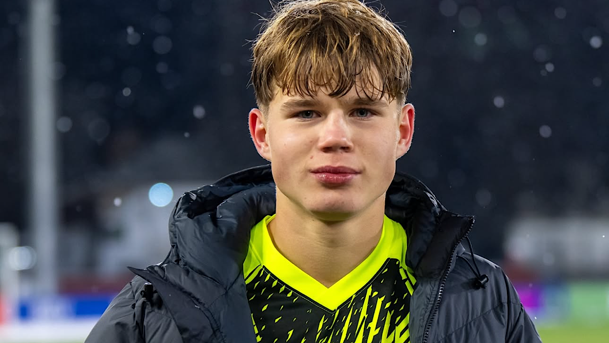 "Перша зарплатня? Мало що можна купити за ці гроші": хавбек Полісся на прізвисько "Кара"