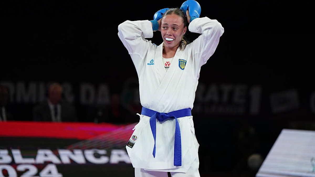 "Прошу тренера побити мене по спині та щоках": наша чемпіонка про карате, яке не закінчується
