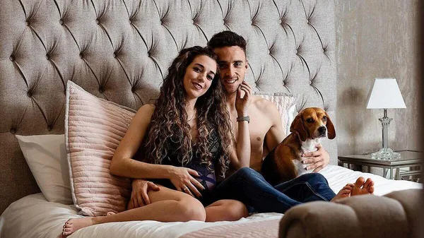 "Невеш крутить роман із вдовою загиблого Жоти": гравець відповів на скандальні заяви та фото ЗМІ