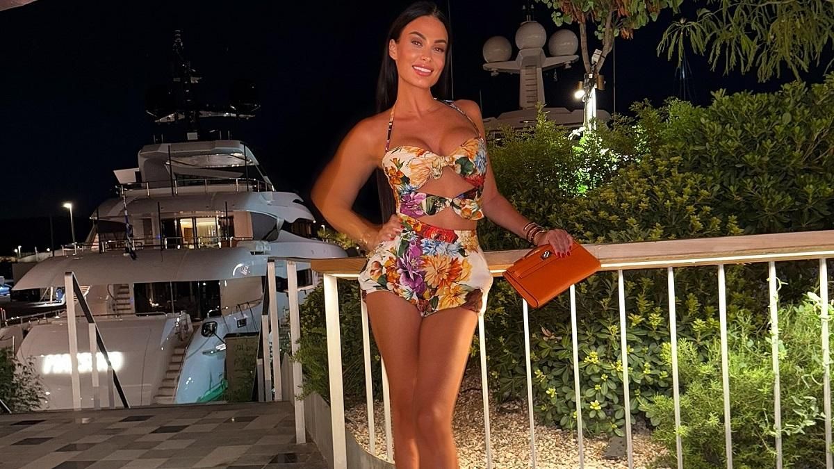 Дружина екс-зірки Динамо видала нову шоу:  Мбаппе і шалені феєрверки – вечірка для найдорожчого