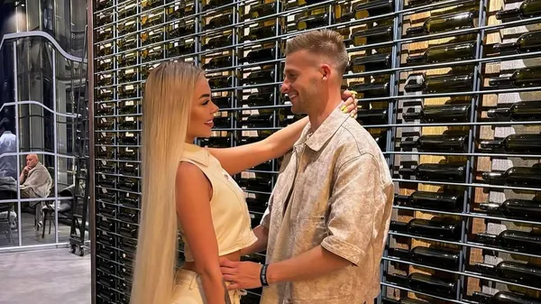 Серце до серця: Алефіренко з любкою показали романтику в повсякденності