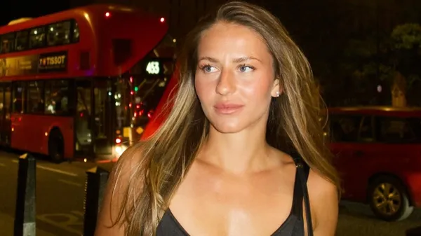 Костюк показала, чим займається в Китаї перед фіналом збірної України: "Найкрасивіша з усіх"